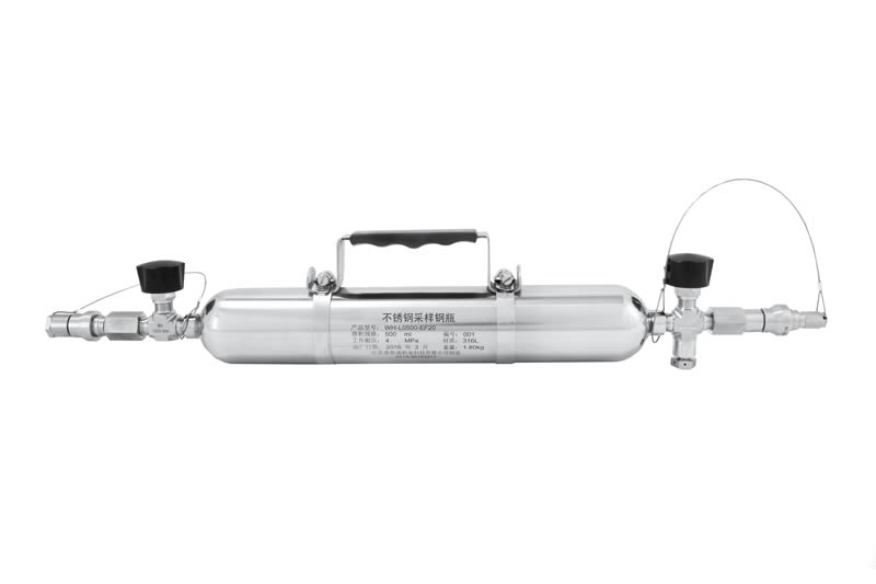 Liquefied gas sampling cylinder